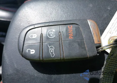 2019 Jeep Compass Trailhawk 4X4 from USA, damaged, VIN 3C4NJDDB8KT597782